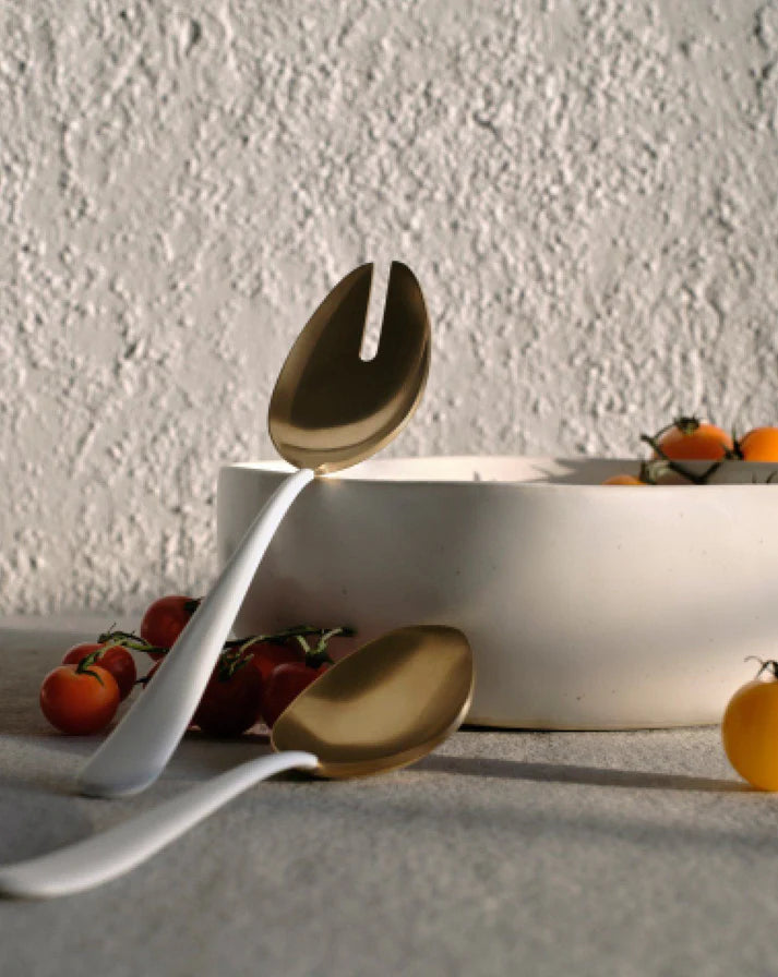 The Serving Bowl